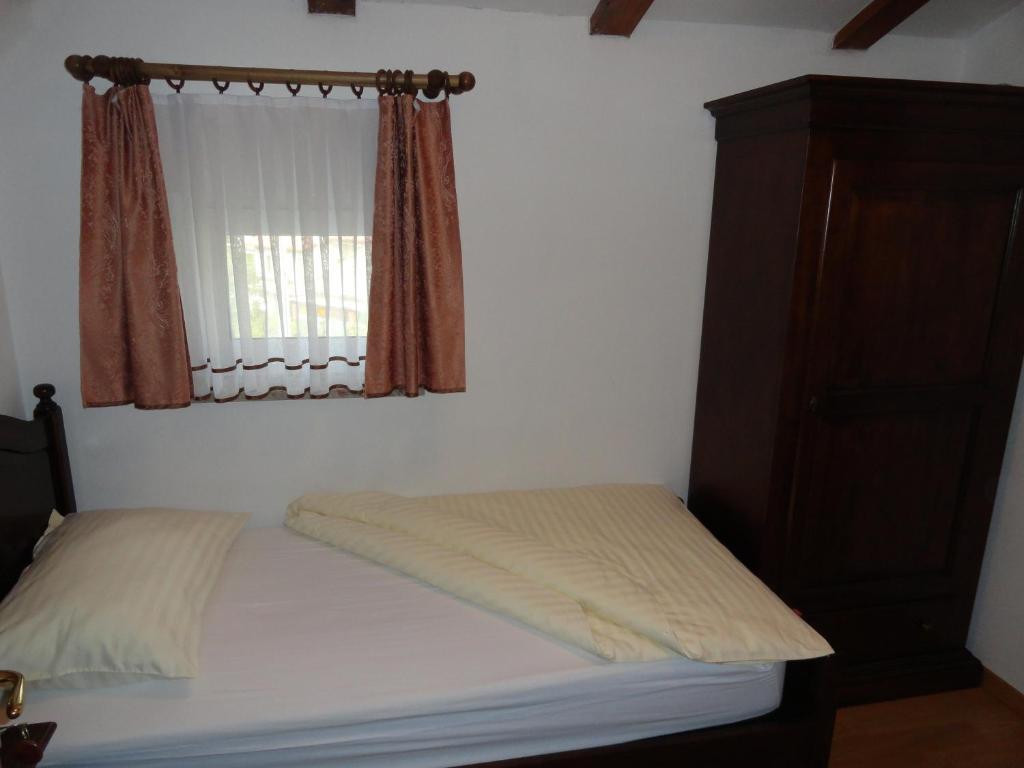 Guest House Pod Slavnikom Podgorje  Habitación foto